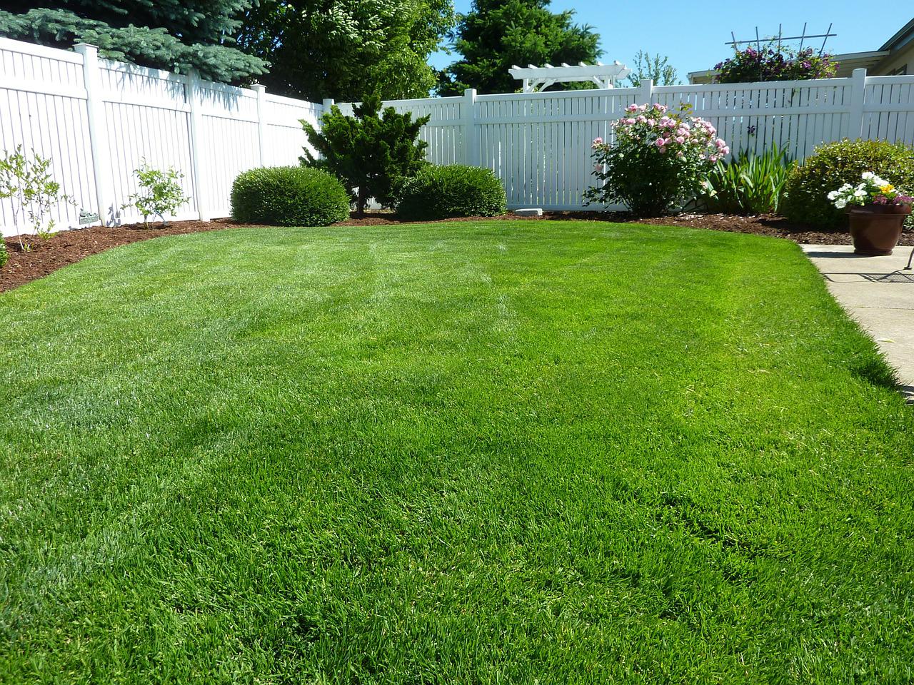 How to Install Vinyl Fence on a Slope