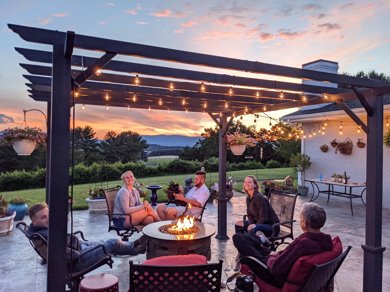 ShadeSelect vs Traditional Pergola: What’s Right for You?
