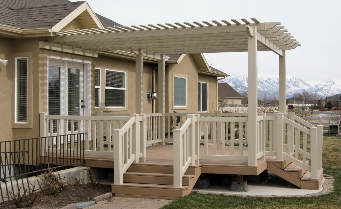 Pergola and Deck with railing