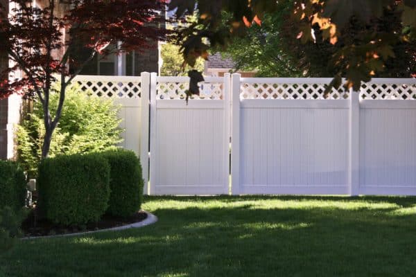 lattice top fence