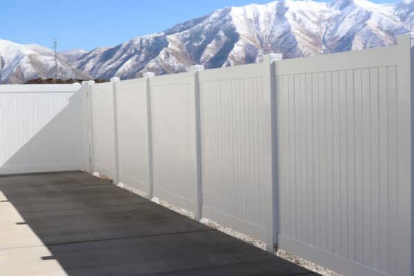 vinyl privacy fence by utah mountains
